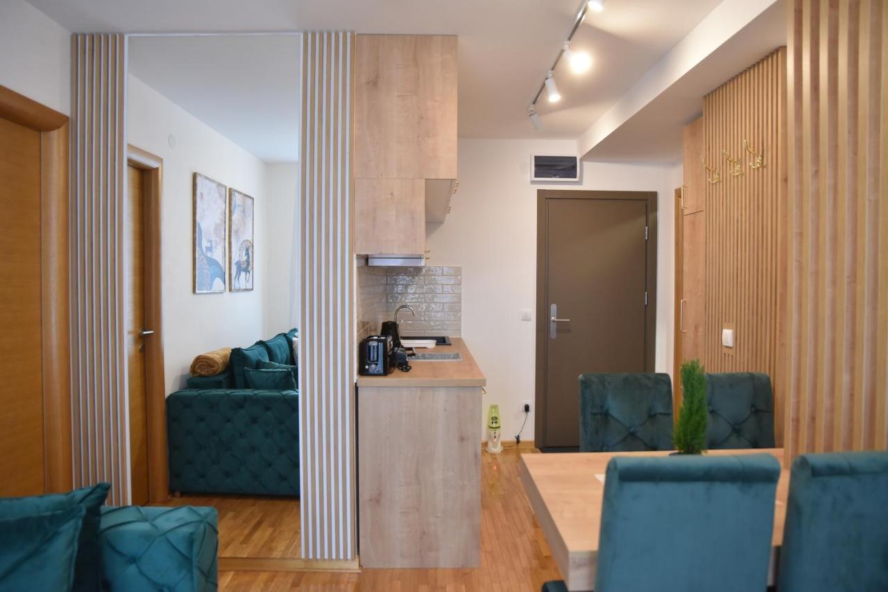 קופאוניק Apartman Lucija 9D57 Kraljevi Cardaci מראה חיצוני תמונה